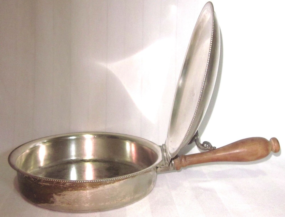 EPC 300 Silver Plate Silent Butler Crumb Catcher Old