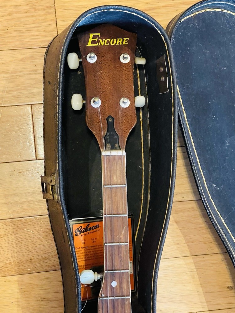 Vintage 1970s ENCORE Banjo 5-String E-75 With Case