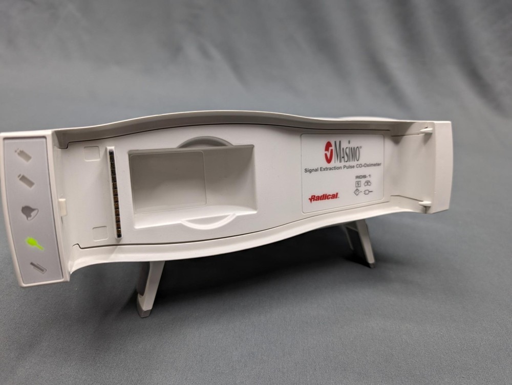 Masimo Radical 7 Pluse Oximeter Spo2 touchscreen wifi bluetooth