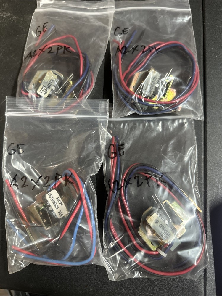 EATON AUXILIARY SWITCH (USED) A2X2PK