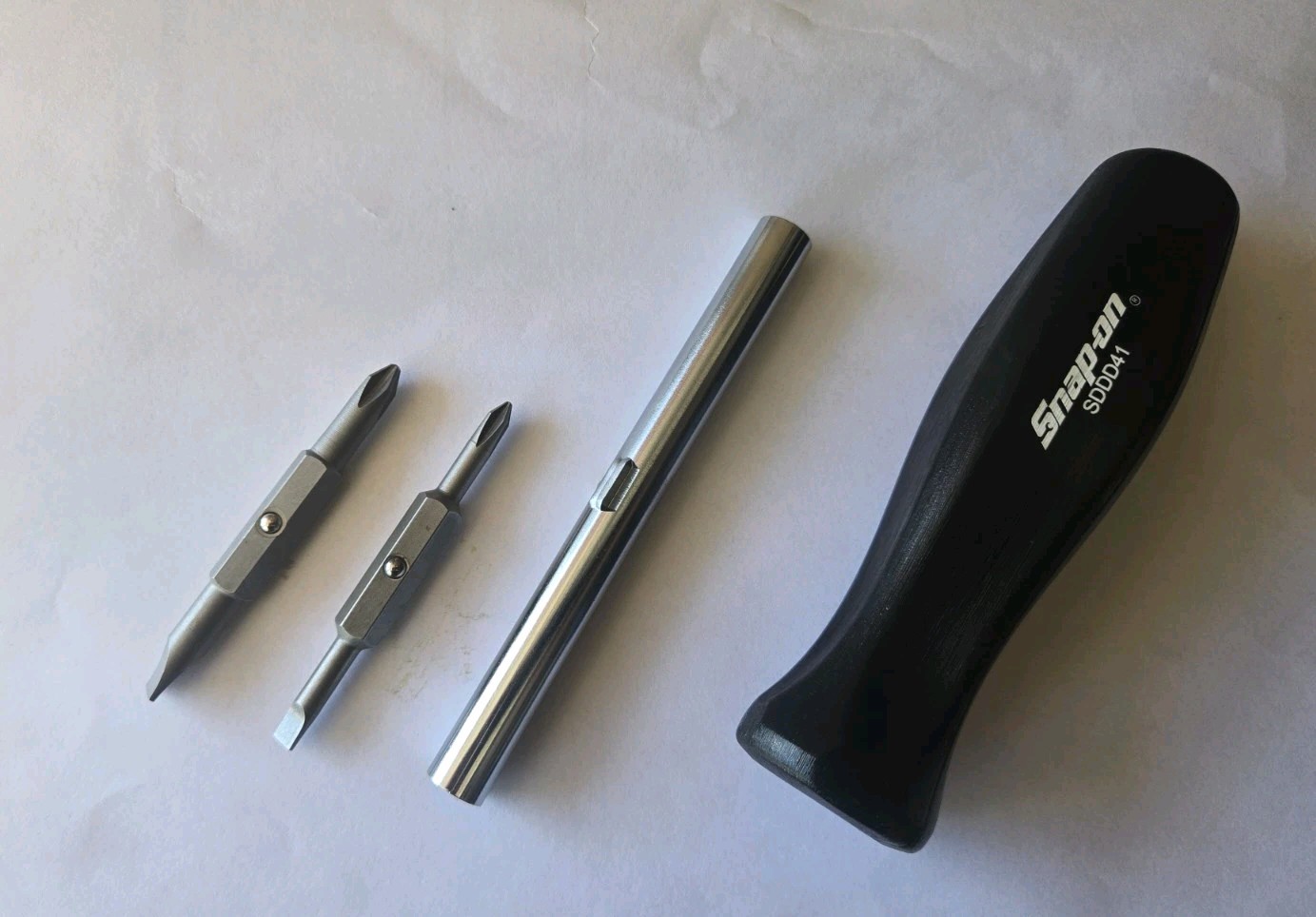 Snap on tools Reversible screwdriver 4 Pcs set 4 Bits Flat Philips SDDD41 Black!