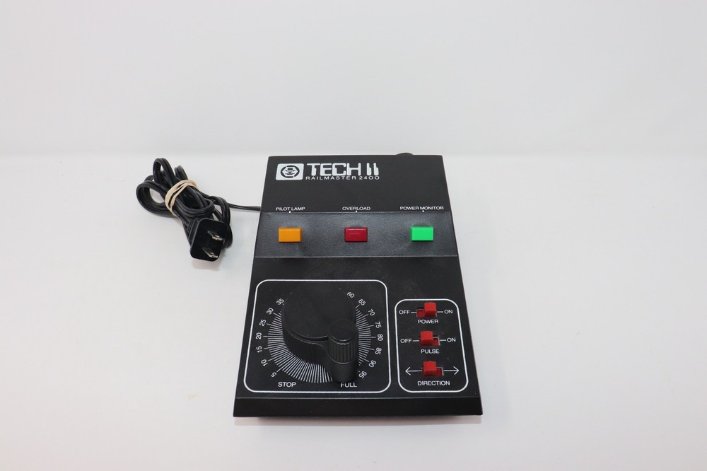 MRC Tech II Railmaster 2400 Train Controller Power Pack W/ Box and Instructions