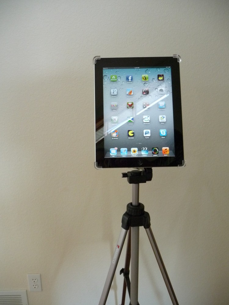 iPad Tripod Mount / Bracket - Works with or without case Otterbox compatible