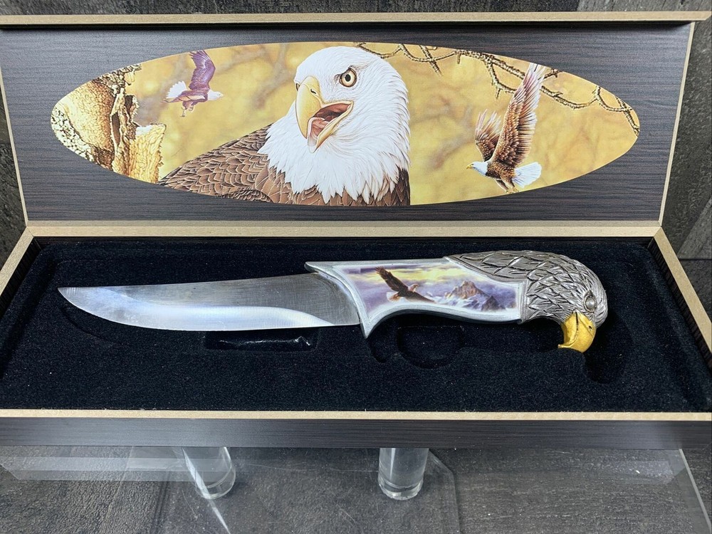 Knife With eagle head handle & Wooden Box