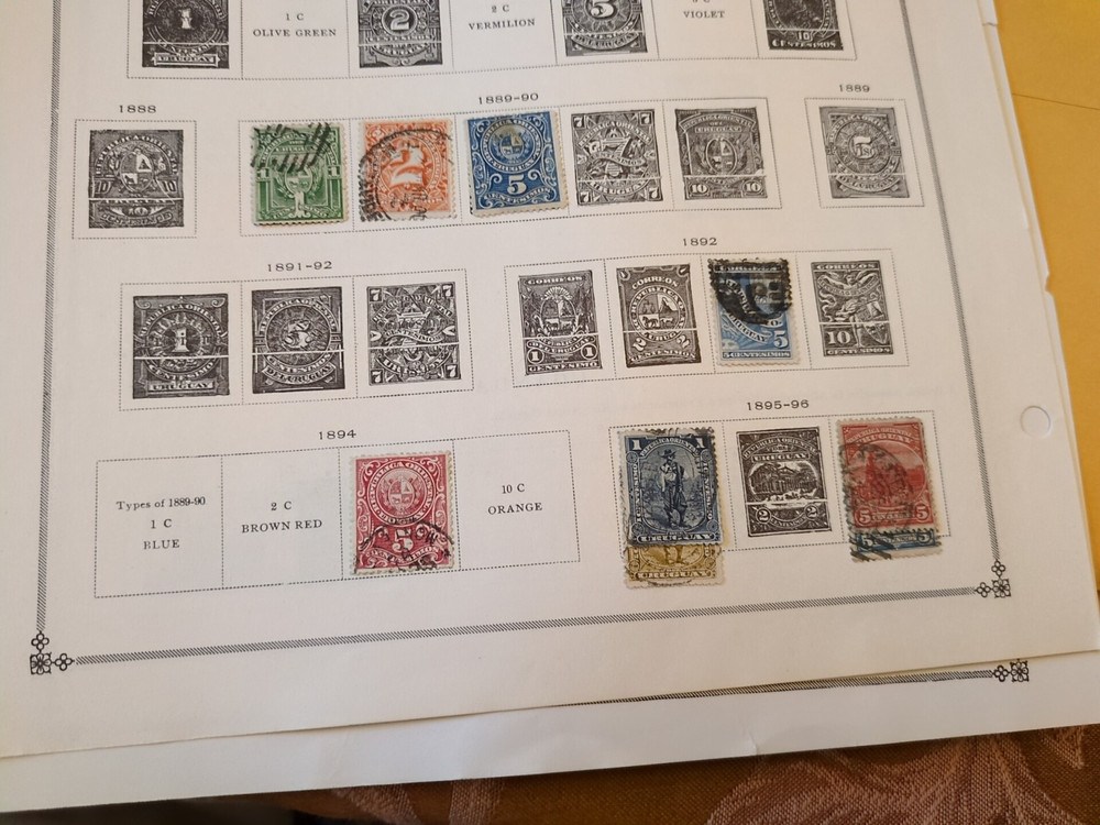 APC Z6436 Upper Volta Uraguay Scott internation pages and 260 stamps