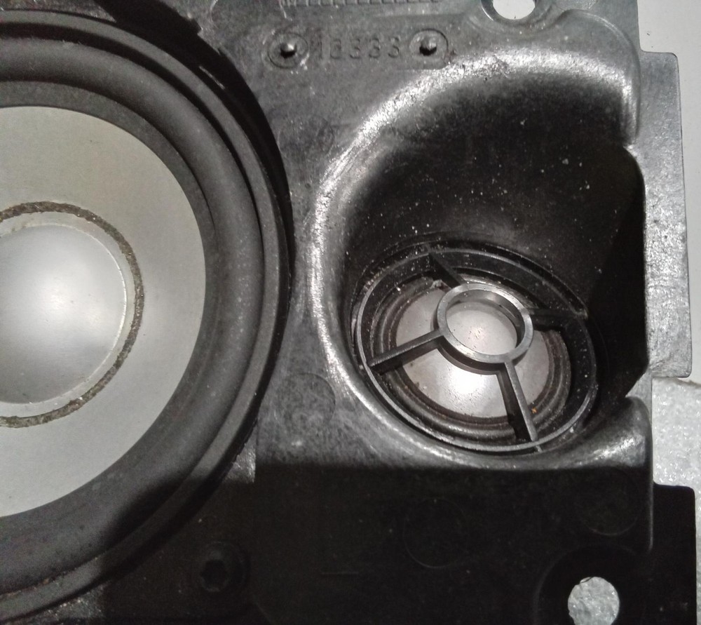 2004-2008 Bmw 7 Series E65 E66 Left Loudspeaker Tweeter Hi/Fi Component Oem