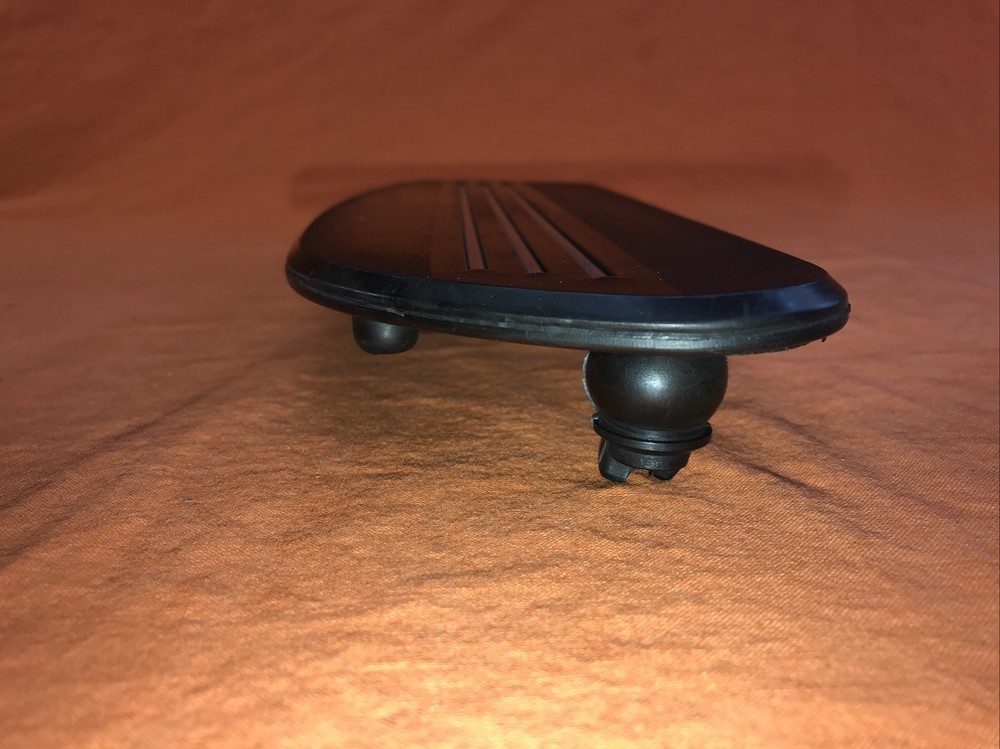 HARLEY-DAVIDSON GENUINE STREAMLINER FLOORBOARD RUBBER INSERT-RIGHT SIDE ONLY!