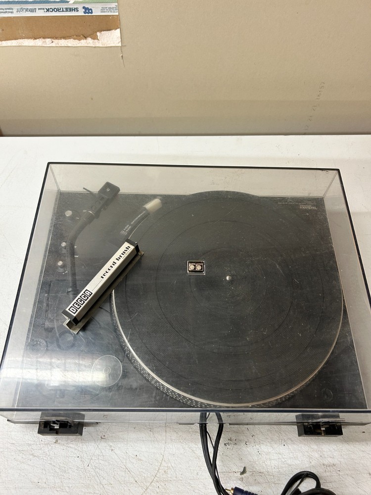 TURNTABLE Technics Panasonic SL-2000 Direct Drive Player System