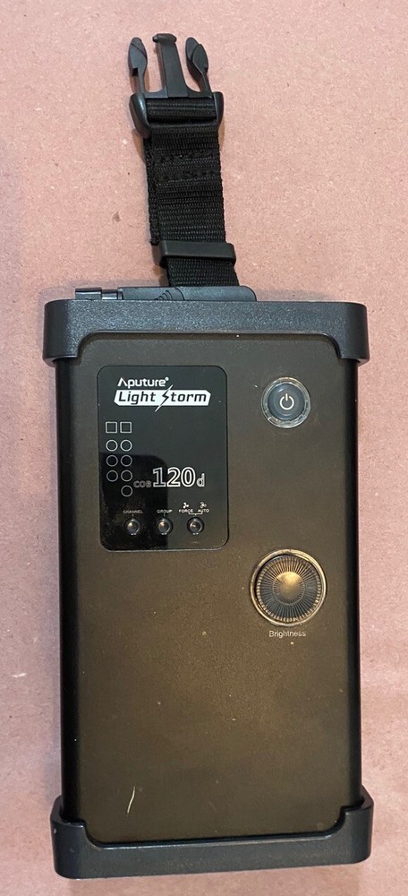 Aputure COB 120d LED Light w/Light Storm Controller HD