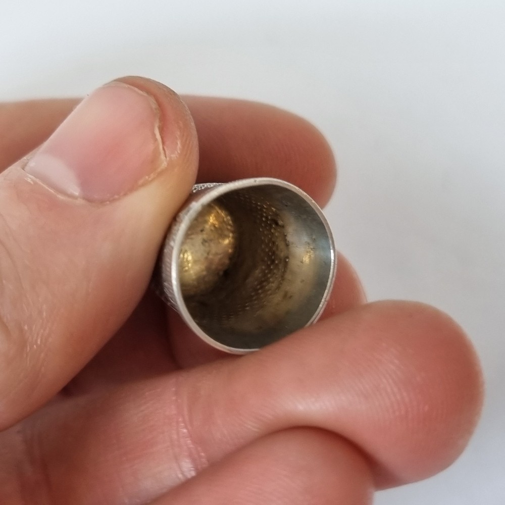 Vintage Solid Silver Thimble "Ilfracombe" Hallmarks Rubbed
