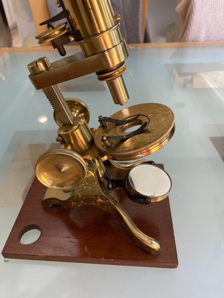Antique Early English Brass Microscope. Unsigned.