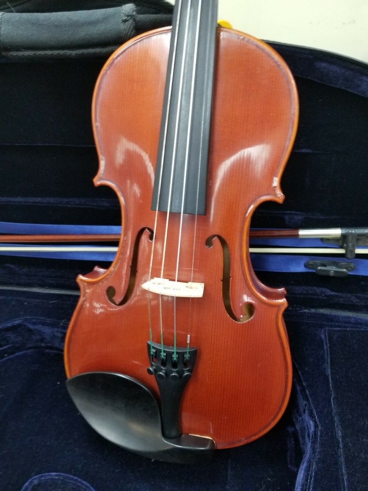 Gewa Ideale 4/4 Violin with Hard Shell Case