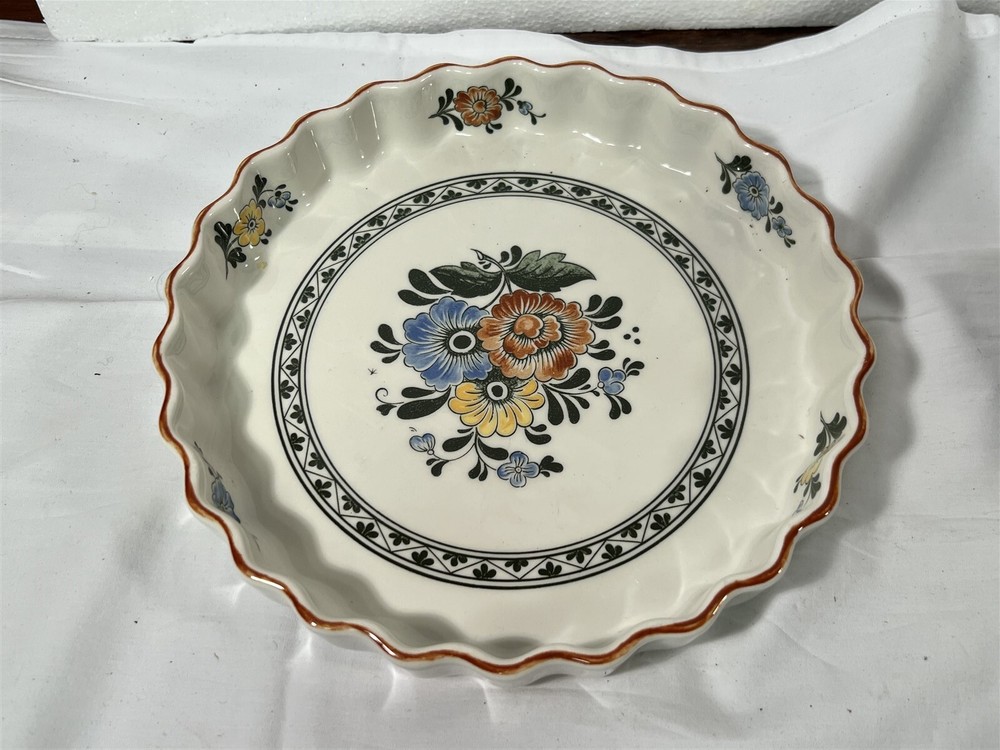 Villeroy & Boch Alt Amsterdam 8" Quiche