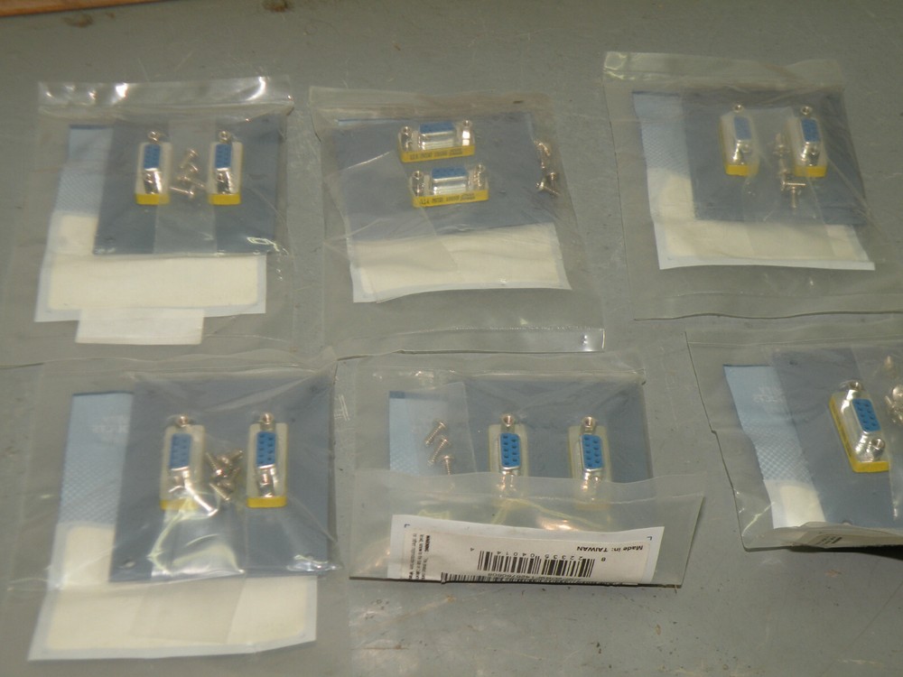 (1) L-COM USP2DB9F 2-PORT VIDEO PATCH CONNECTOR PANEL