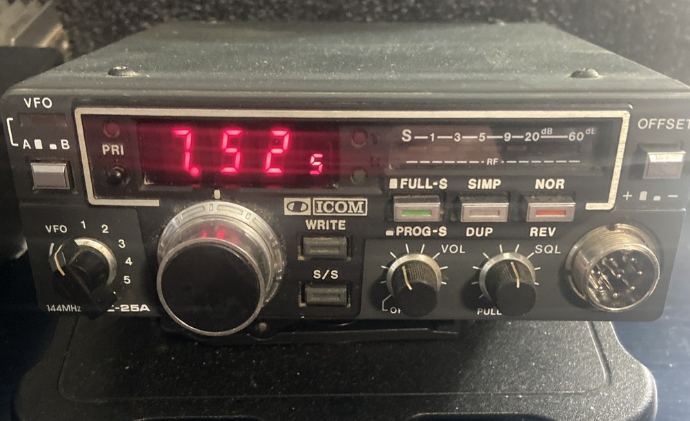 ICOM IC 25A VHF 2 METERS TRANSCEIVER TESTED