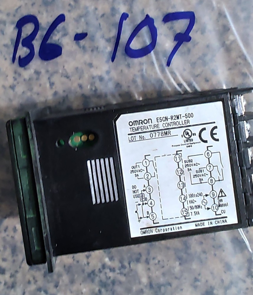 OMRON E5CN-RMT-500 TEMPERATURE CONTROLLER