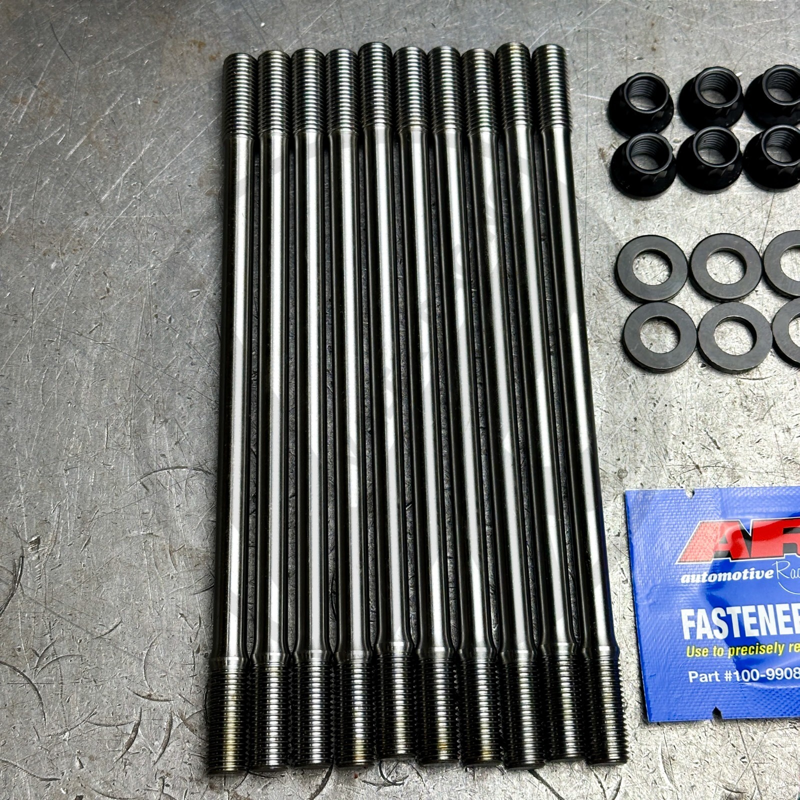 ARP Suzuki GSX 1300R Hayabusa '99-'05 Head Stud Kit ARP2000 271-4701