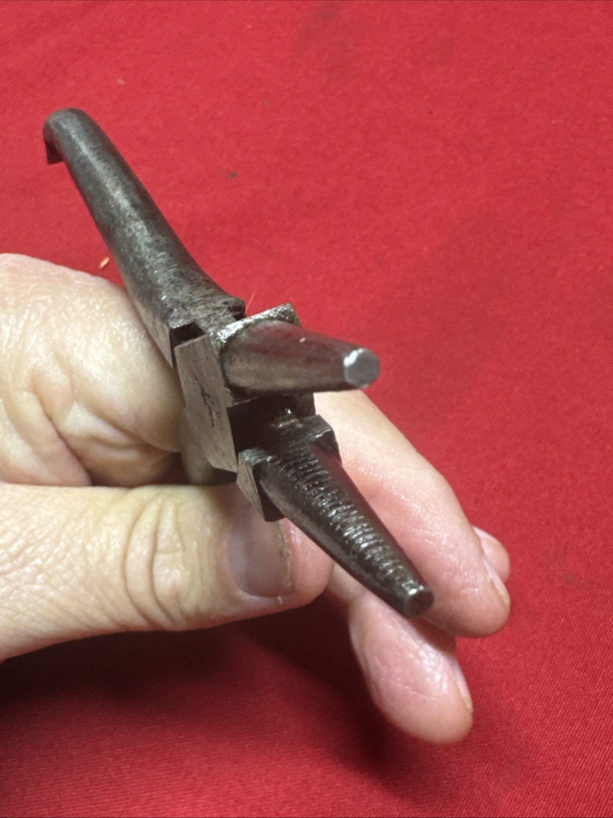 WW2 Military Laclaire Dated 1942 Round Nose 6 Inch Pliers D511