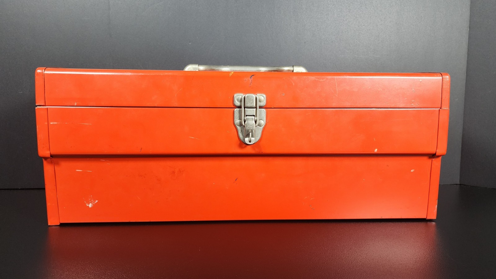 Vintage Mopar Scat Pack Metal Toolbox 1960s-70s Red with Bee Stripe & Insert