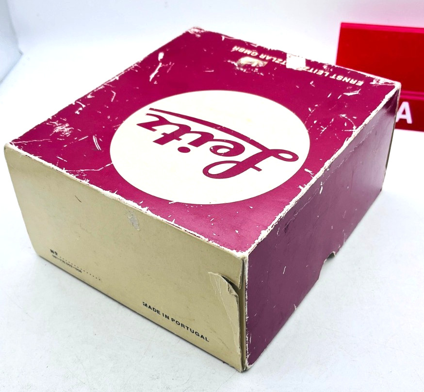 Leica R3 camera box w/ both Styrofoam inserts