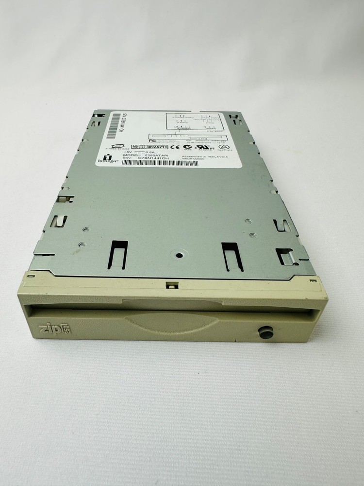 Iomega 30250201 ATAPI-250 Z250ATAPI Zip Drive