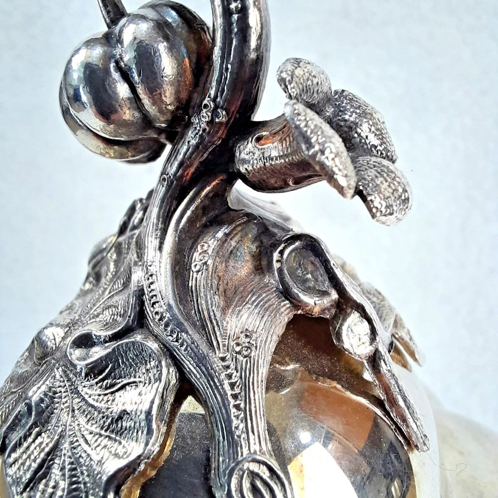 Vntg Reed & Barton Winthrop Shield Silverplate Pumpkin Top Coffee/Tea Pot #1795e