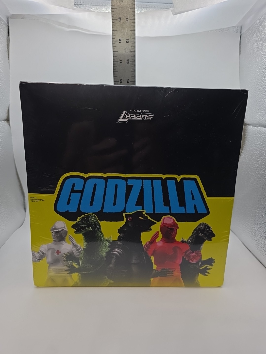SEALED BOX OF 12 SUPER7 REACTION GODZILLA KAIJU BLIND BOX FLAT CASE FIGURES