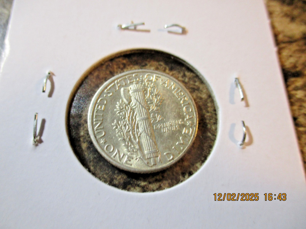 1935 MERCURY SILVER DIME GEM BB