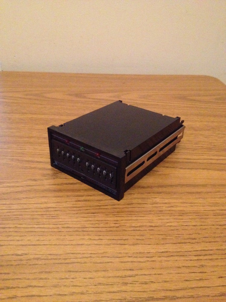 NEWPORT ELECTRONICS 872A-00 COUNTER