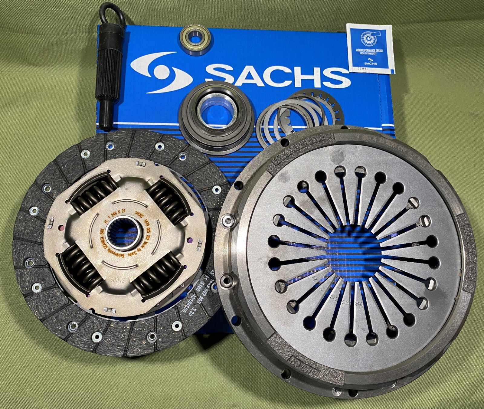 SACHS PORSCHE 944 / 924S NEW OEM TYPE CLUTCH KIT, 1981-91