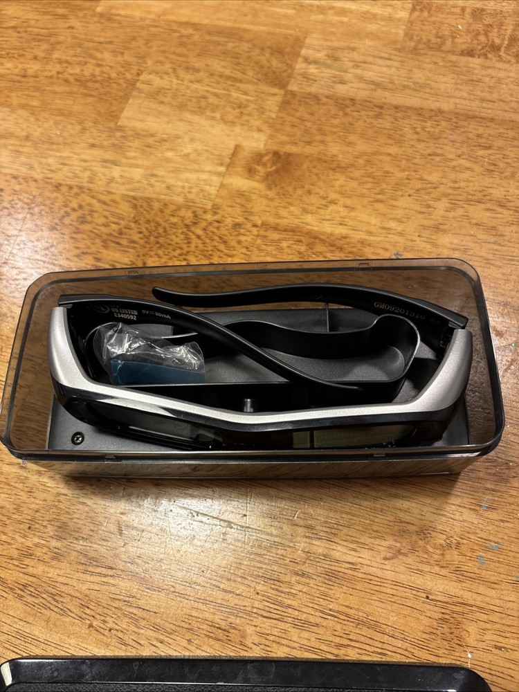 Panasonic E340592 Active Shutter 3D Glasses Black Rechargeable (G4B*)