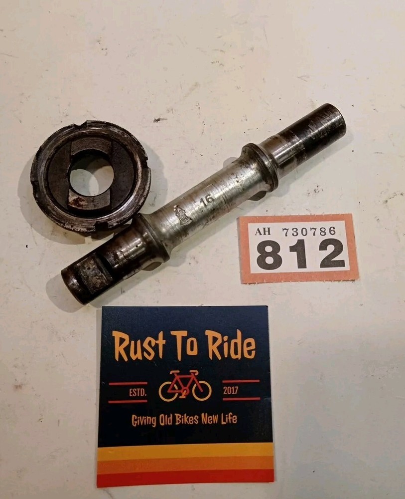 Vintage Bicycle Raleigh Bottom Bracket #812