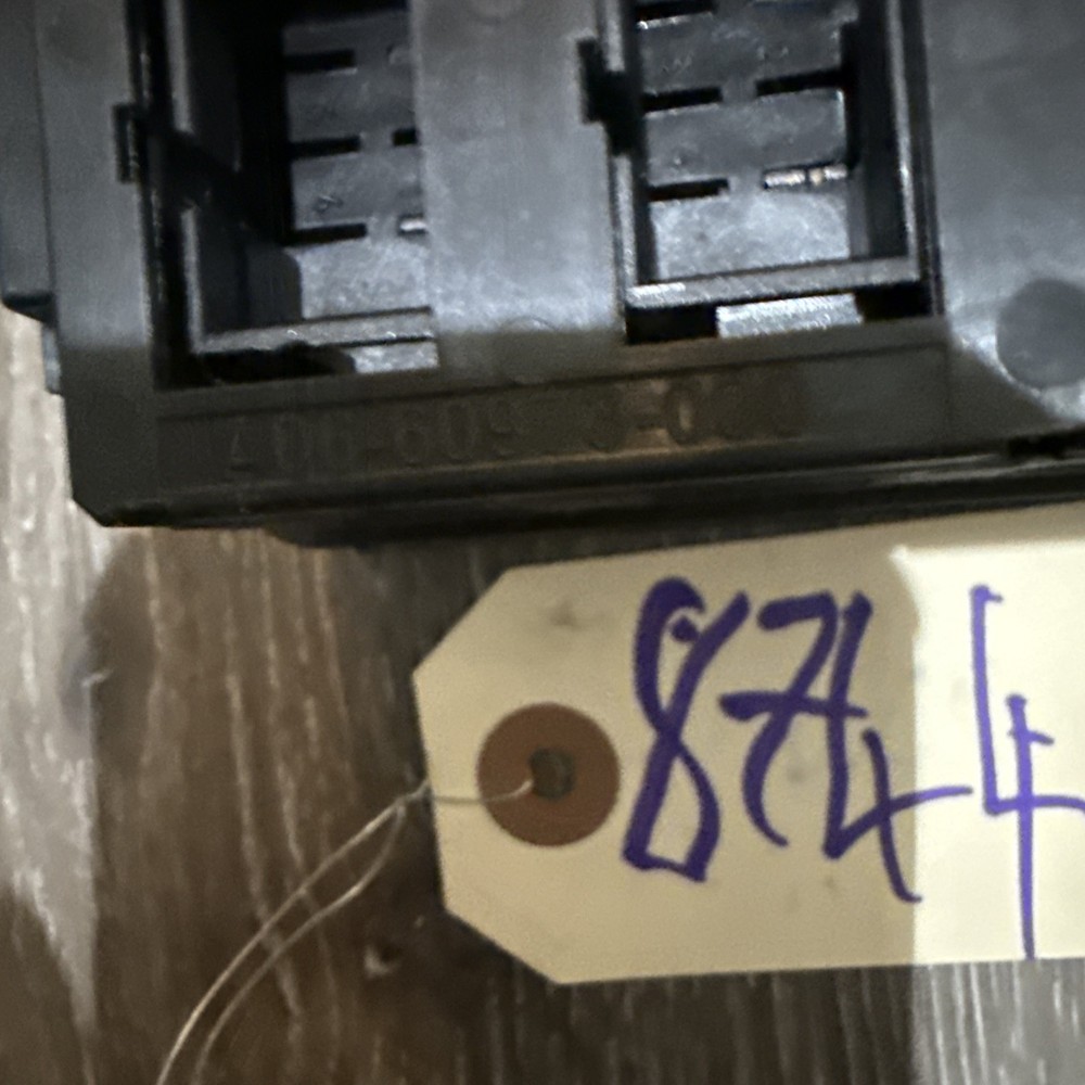 Freightliner Cascadia Dash switch- P/N: A06-60973-000