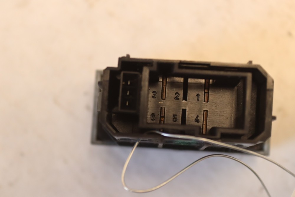 2018-2025 FREIGHTLINER CASCADIA INTERIOR DIMMER LIGHT LAMP SWITCH BUTTON OEM