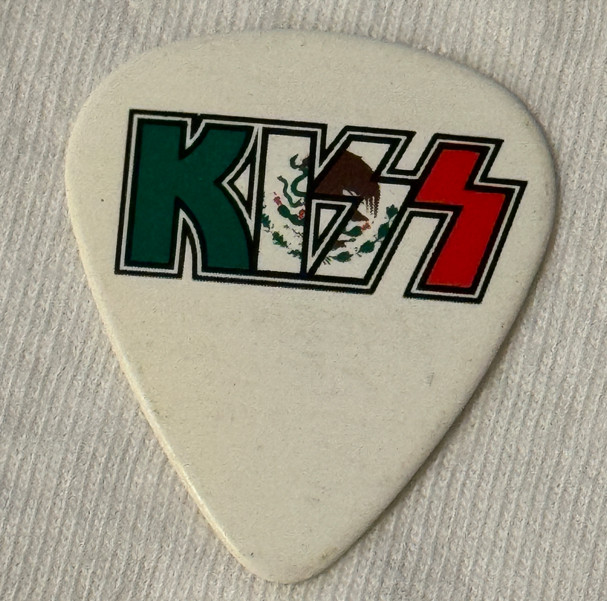 Kiss Guitar Signature Pick Gene Simmons 2014 Heaven and Hell Tour Mexican Show