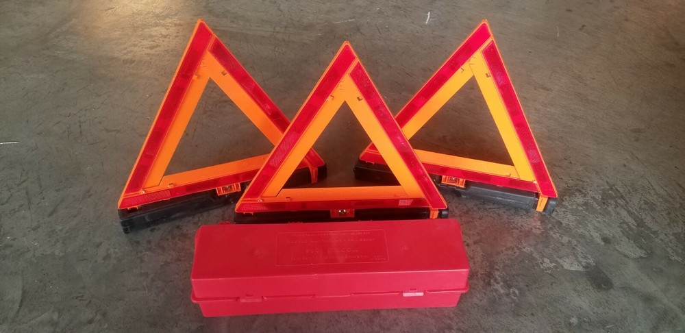 James King 1005 Warning Triangle Kit