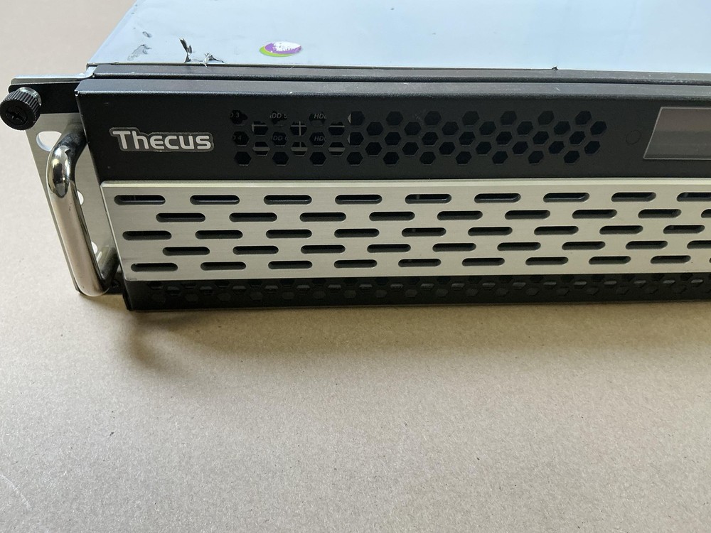 Thecus N8900V Modular SAN Array NAS 2U Rackmount Server Dual PSU Silver