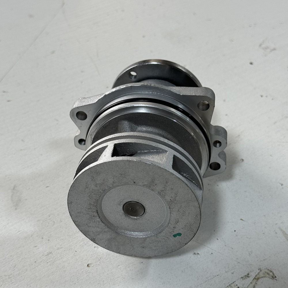 BOSCH Water Pump For BMW X5 E34 E36 E39 E46 E53 E83 E85 11517527799 11517527910