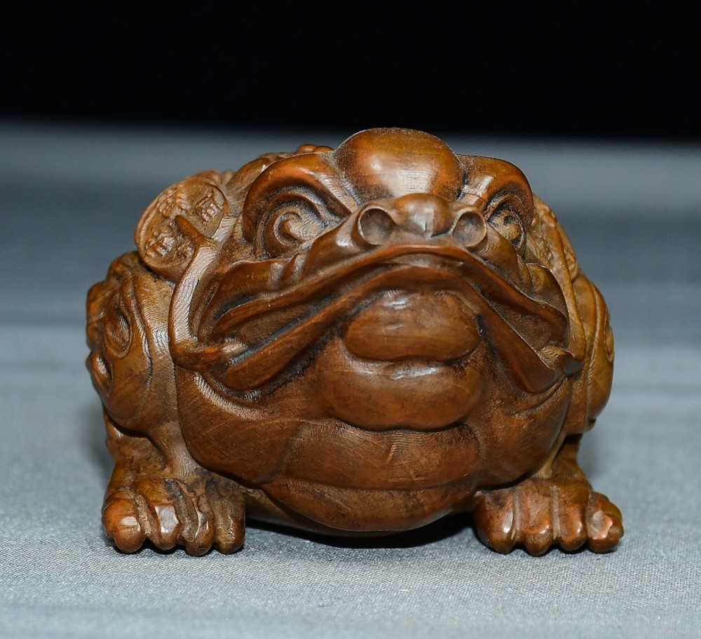 Exquisite Small Leaf Boxwood Golden Toad Handle