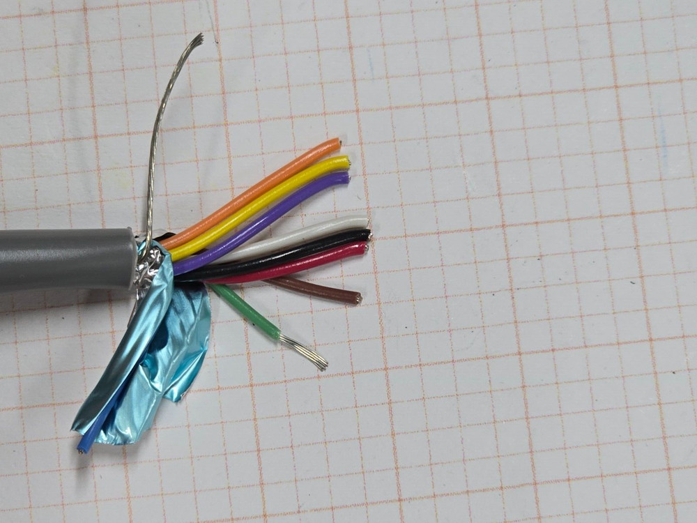 Carol C0755A 24/9C Shielded Tinned Communication/Computer Cable Riser Gray /50ft