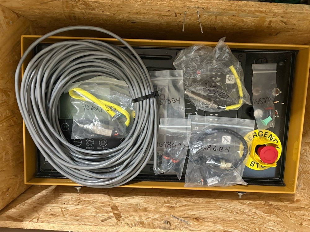 CAT EMCP 4.3 Control Panel Electronics Kit 11R-2273 New in Crate