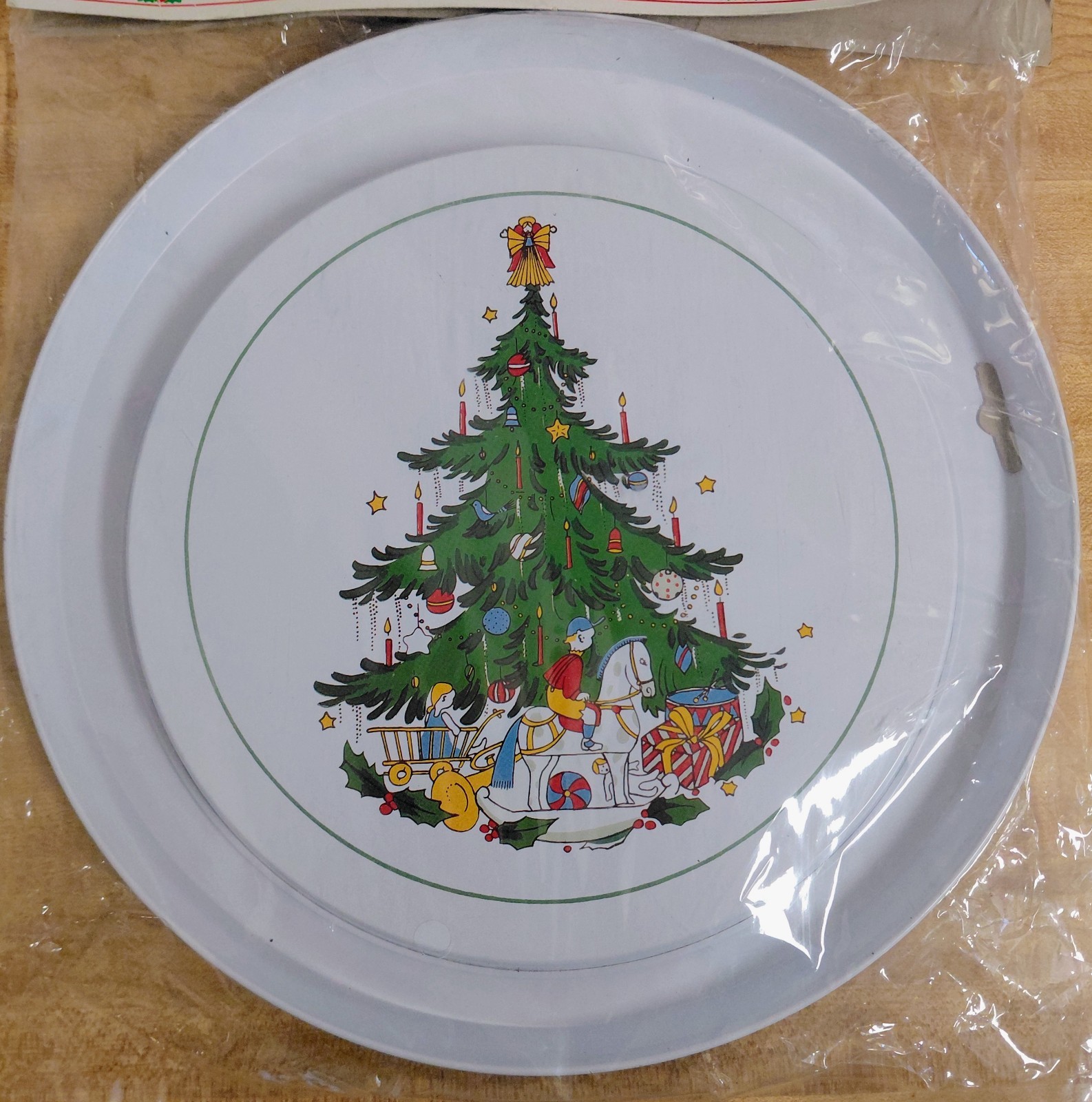 NOS Stove Burner Covers Christmas Tree Design Enamel Set of 4 Vintage 8" & 10"