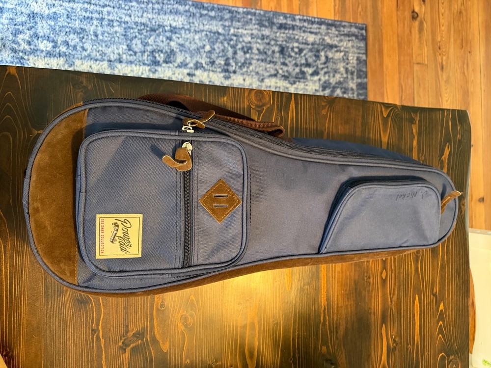 Mitchell MU70 Concert Ukelele