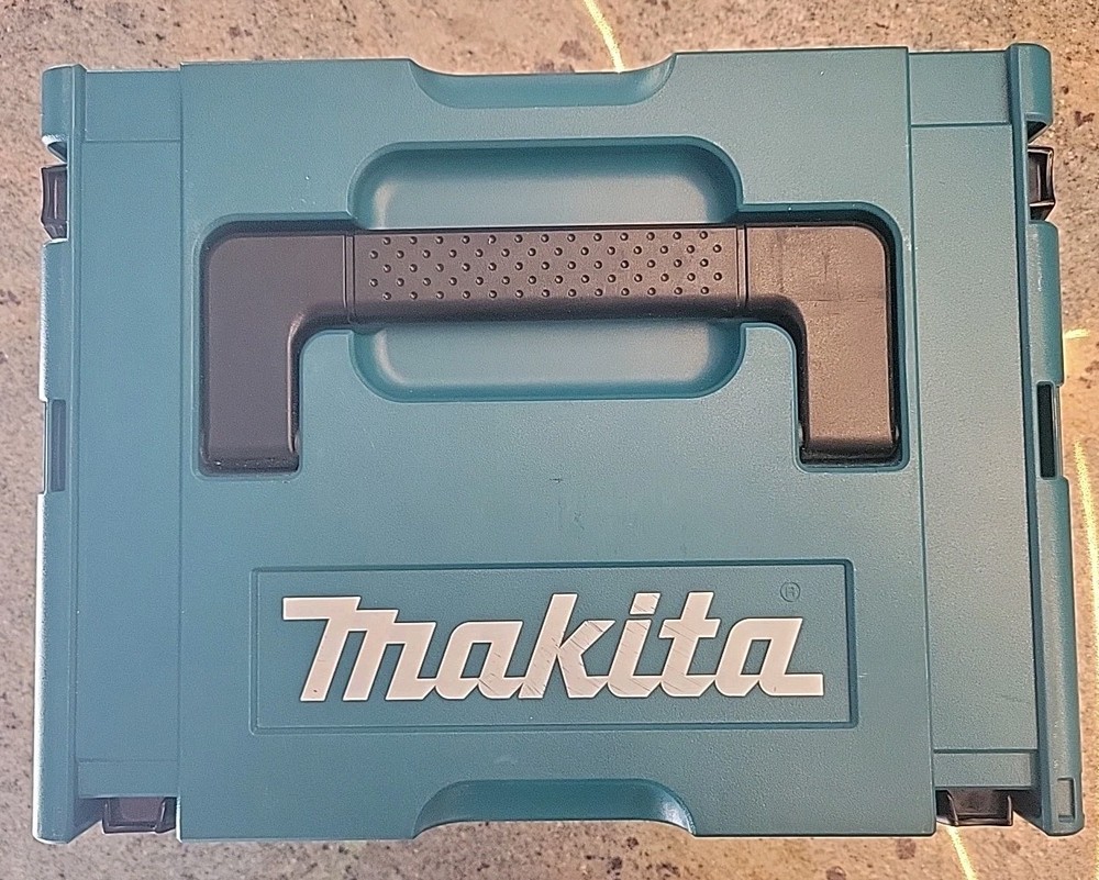 Makita 197211-7 MAKPAC Interlocking Tool Case, Medium