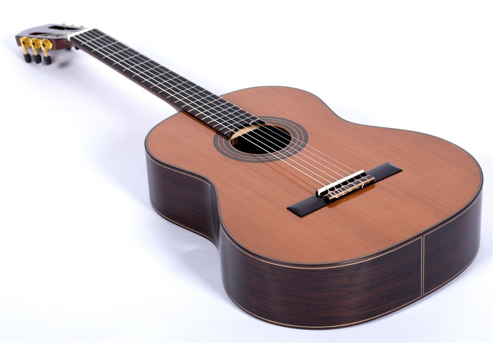Top Quality 39 Inches Solid Cedar Classical Guitar Rosewood Back and Sides