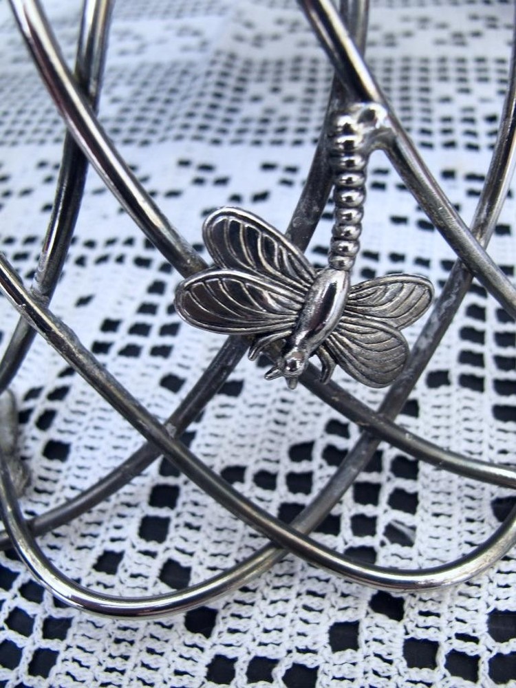 Godinger Silverplate Serving / Bread / Fruit Basket Butterfly Dragonfly Bee Bug