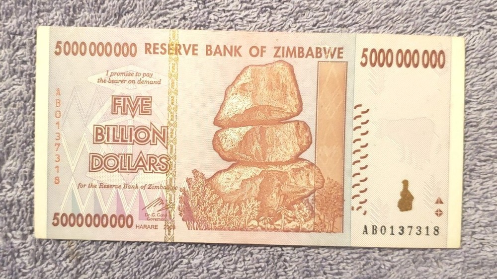 IT. # G-184 / One Zimbabwe $5 BILLION NOTE CIRCULATED  CONDITION