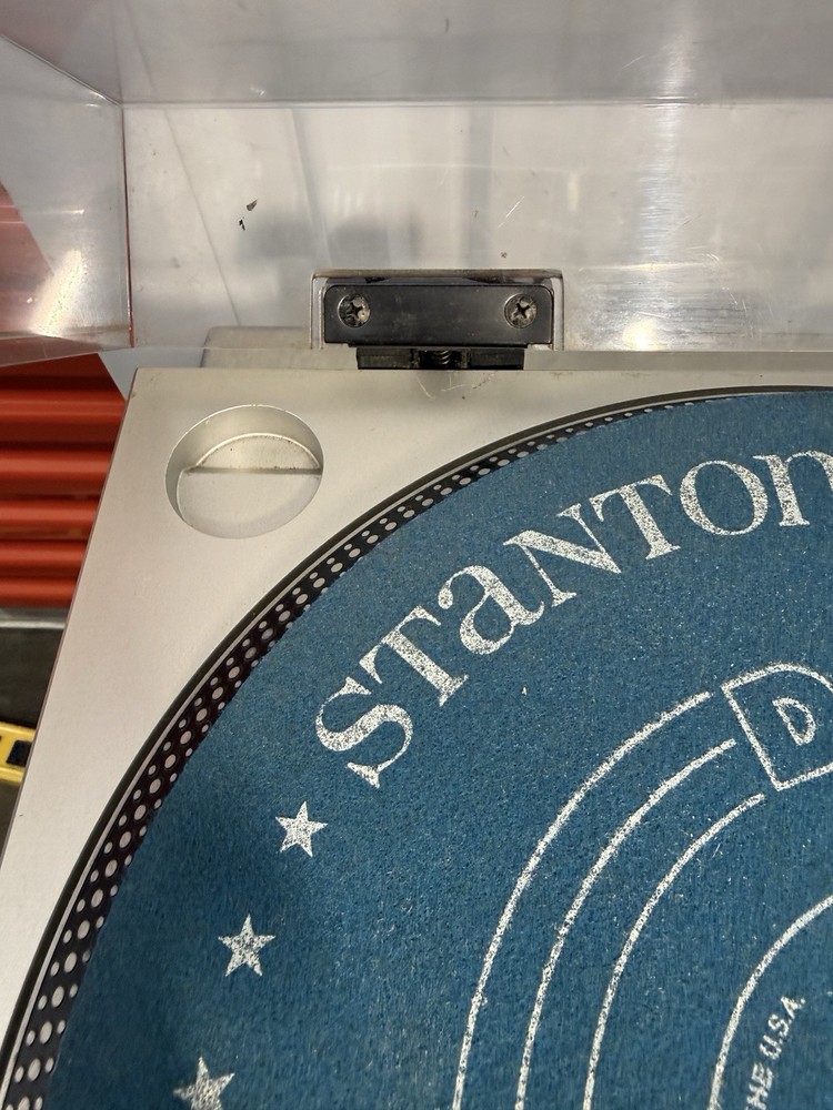 Technics SL-1200MK2 Direct Drive Turntable Quartz Silver