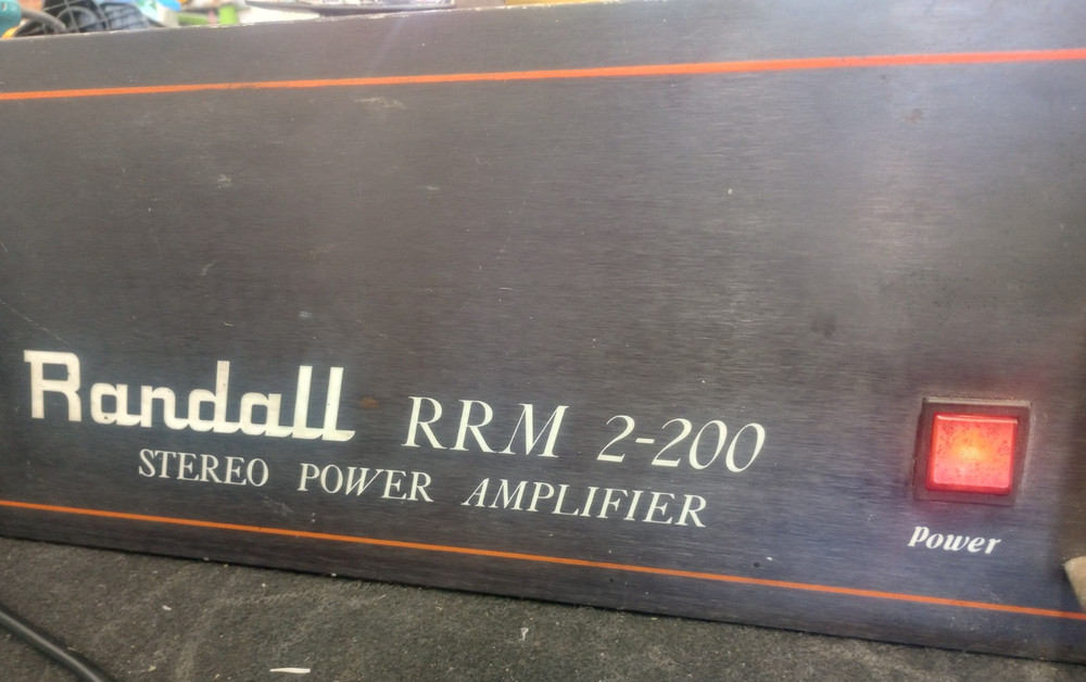 Randall RRM 2-200 Power Amplifier working