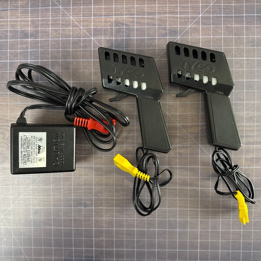 Tyco Command Control  AC Power Cord W/ Two Controller Remotes Tested Works